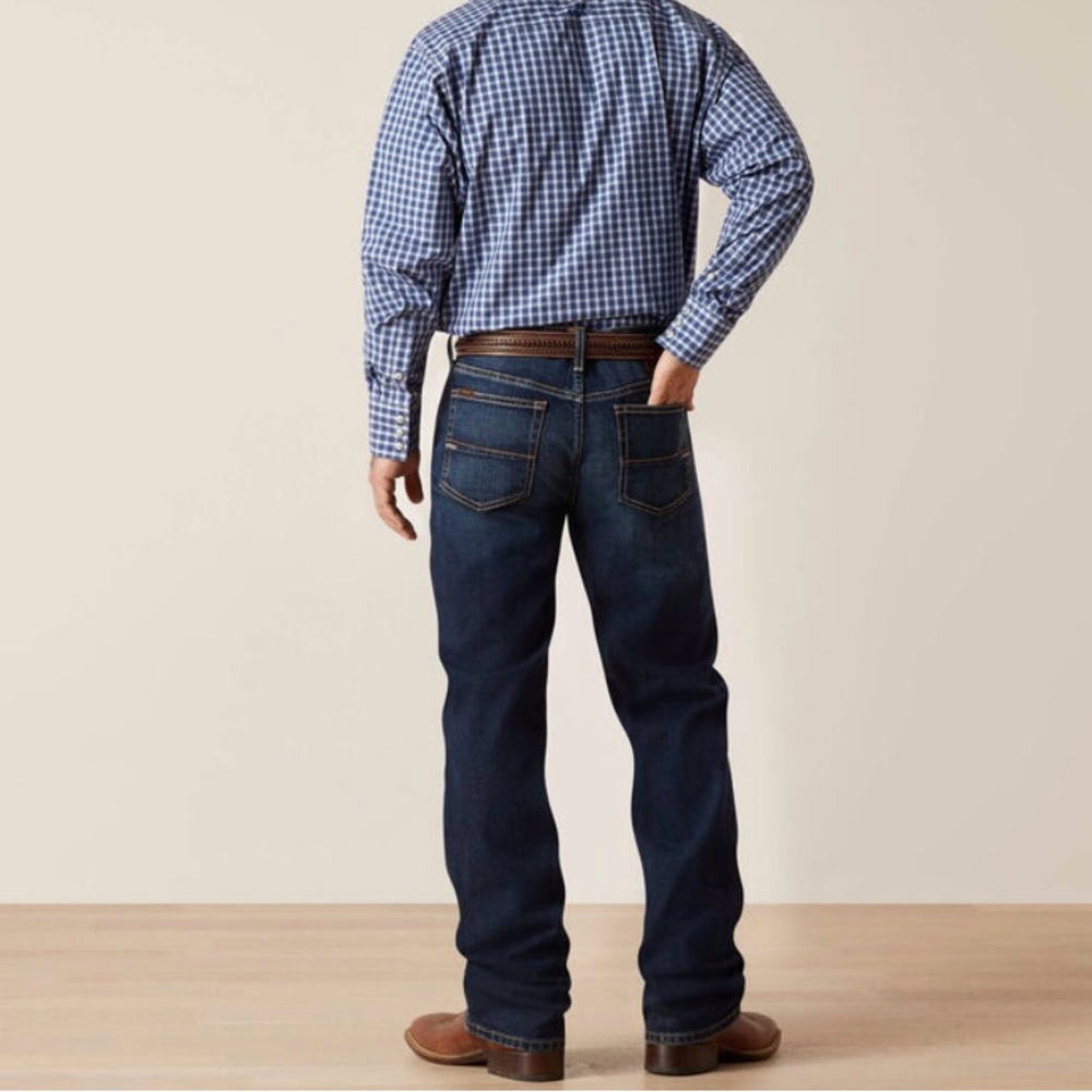 Brand new ARIAT M4 relaxed bootcut jean size 31/32